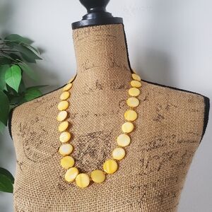Vintage Mustard Yellow Shimmer Shell Necklace 3/$30